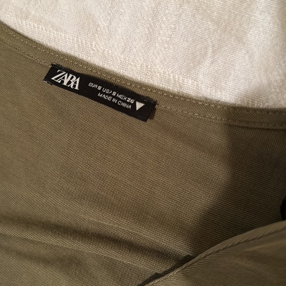 Zara dress - Picture 2 of 3